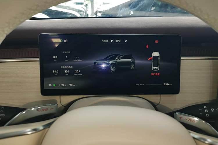Used VOYAH COURAGE 2025 Model Four-Wheel-Drive Qiankun Edition Instrument Cluster