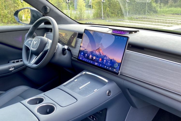 Used VOYAH COURAGE 2025 Model Four-Wheel-Drive Qiankun Edition Interior 4