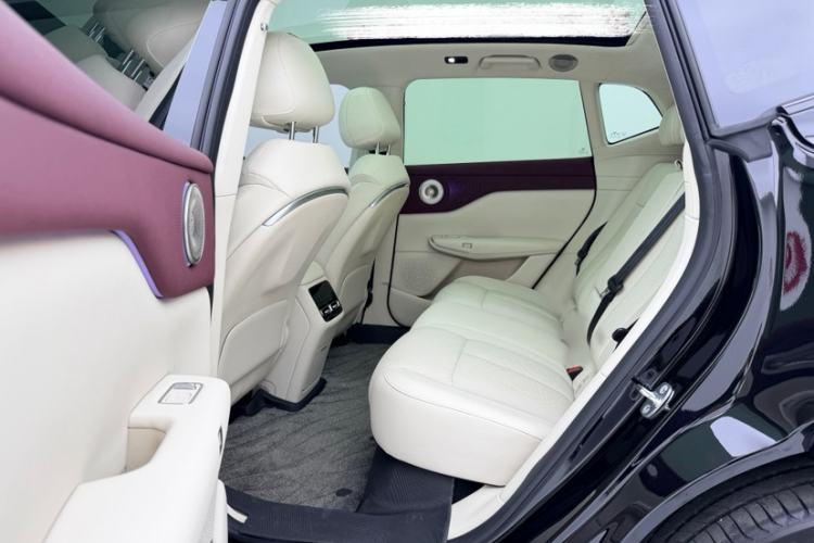 Used VOYAH COURAGE 2025 Model Rear-Drive Qiankun Edition Interior 4
