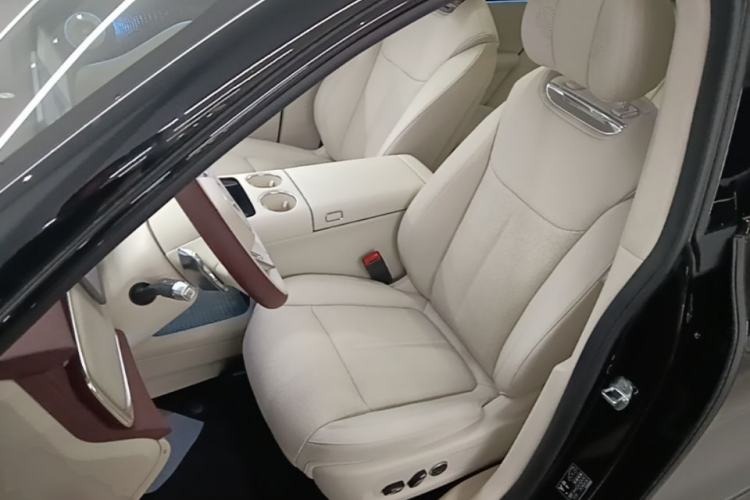 Used VOYAH COURAGE 2025 Model Four-Wheel-Drive Qiankun Edition Left Front Seat