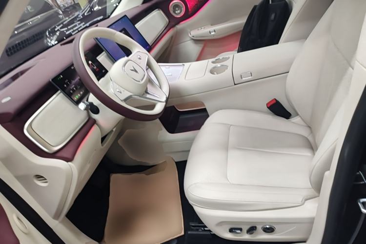 Used VOYAH COURAGE 2025 Model Four-Wheel-Drive Qiankun Edition Left Front Seat