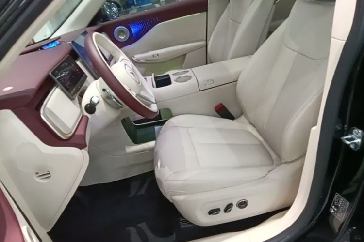 Used VOYAH COURAGE 2025 Model Four-Wheel-Drive Qiankun Edition Left Front Seat