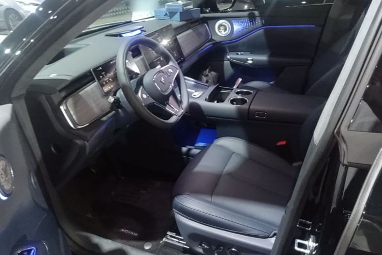 Used VOYAH COURAGE 2025 Model Rear-Drive Qiankun Edition Left Front Seat