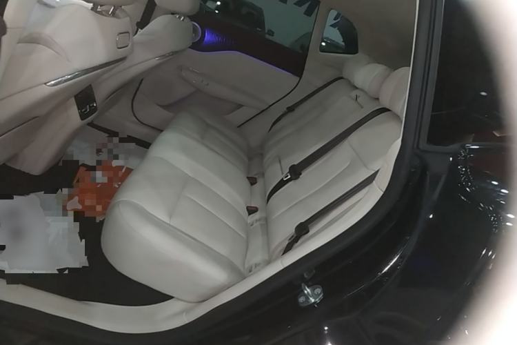 Used VOYAH COURAGE 2025 Model Four-Wheel-Drive Qiankun Edition Left Rear Seat