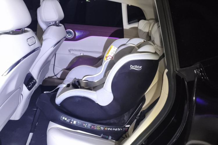 Used VOYAH COURAGE 2025 Model Four-Wheel-Drive Qiankun Edition Left Rear Seat