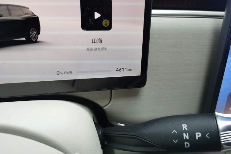 Used VOYAH COURAGE 2025 Model Rear-Drive Qiankun Edition Odometer Close Up