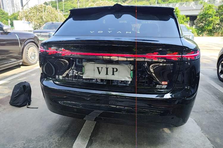 Used VOYAH COURAGE 2025 Model Four-Wheel-Drive Qiankun Edition Rear