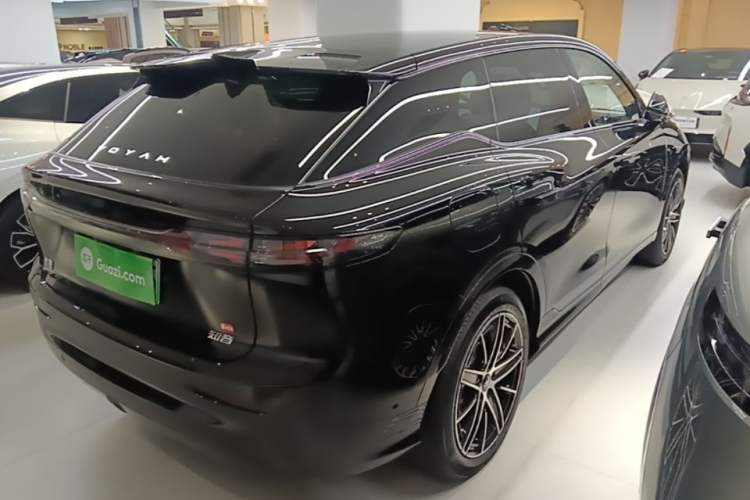 Used VOYAH COURAGE 2025 Model Four-Wheel-Drive Qiankun Edition Rear Right 45 Deg