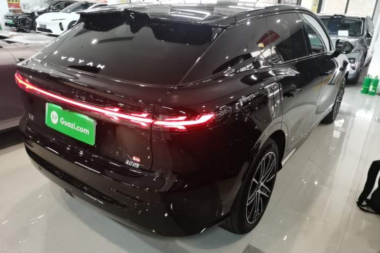 Used VOYAH COURAGE 2025 Model Four-Wheel-Drive Qiankun Edition Rear Right 45 Deg