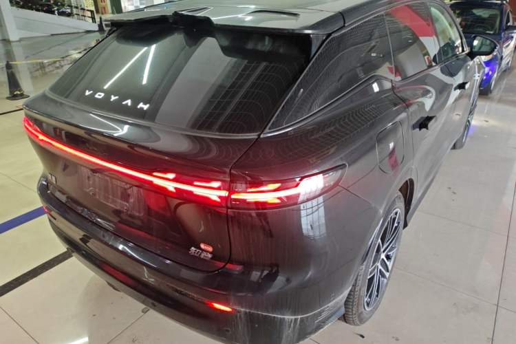 Used VOYAH COURAGE 2025 Model Four-Wheel-Drive Qiankun Edition Rear Right 45 Deg