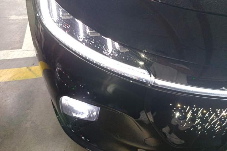 Used VOYAH COURAGE 2025 Model Four-Wheel-Drive Qiankun Edition Right Front Headlight