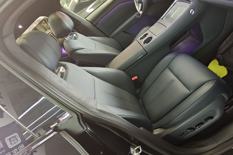 Used VOYAH COURAGE 2025 Model Four-Wheel-Drive Qiankun Edition Right Front Seat