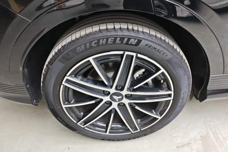 Used VOYAH COURAGE 2025 Model Four-Wheel-Drive Qiankun Edition Right Rear Wheel Hub