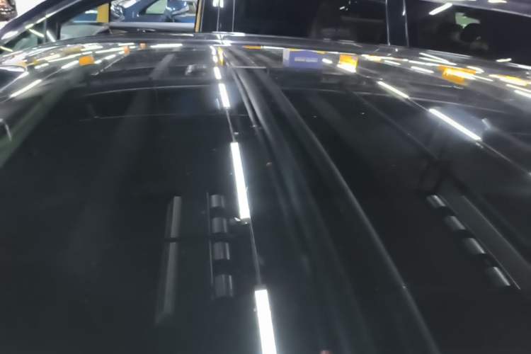 Used VOYAH COURAGE 2025 Model Four-Wheel-Drive Qiankun Edition Roof