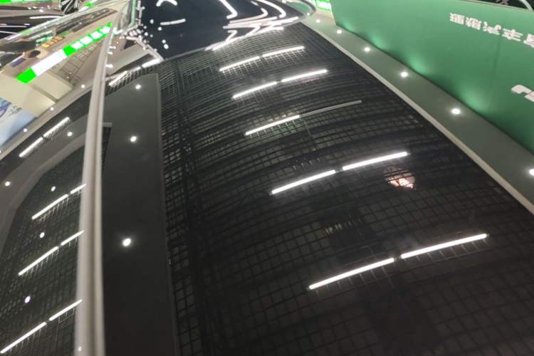 Used VOYAH COURAGE 2025 Model Four-Wheel-Drive Qiankun Edition Roof