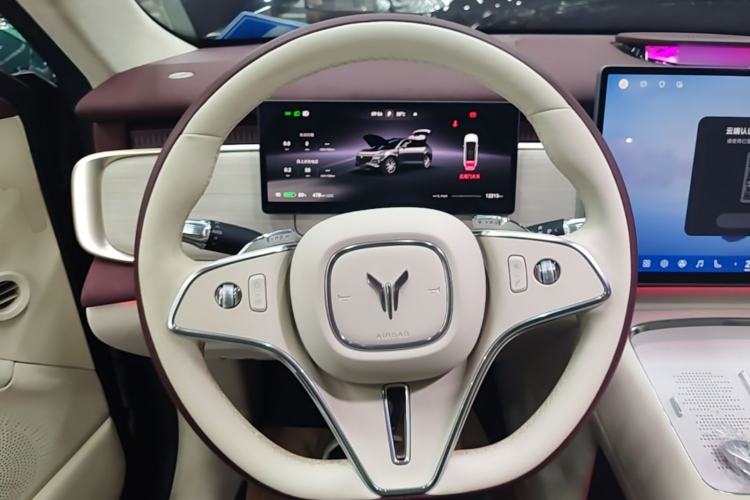 Used VOYAH COURAGE 2025 Model Four-Wheel-Drive Qiankun Edition Steering Wheel