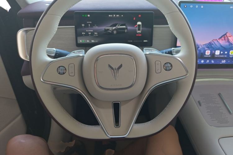 Used VOYAH COURAGE 2025 Model Four-Wheel-Drive Qiankun Edition Steering Wheel