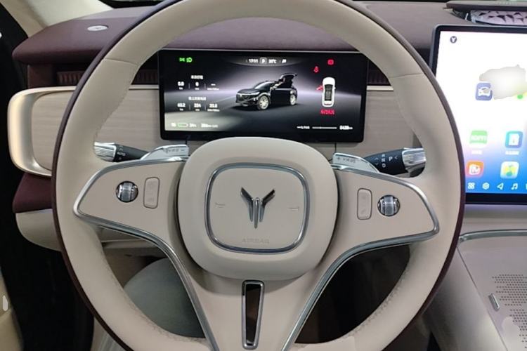 Used VOYAH COURAGE 2025 Model Four-Wheel-Drive Qiankun Edition Steering Wheel
