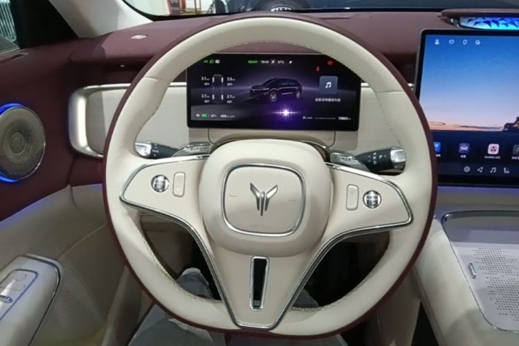 Used VOYAH COURAGE 2025 Model Four-Wheel-Drive Qiankun Edition Steering Wheel