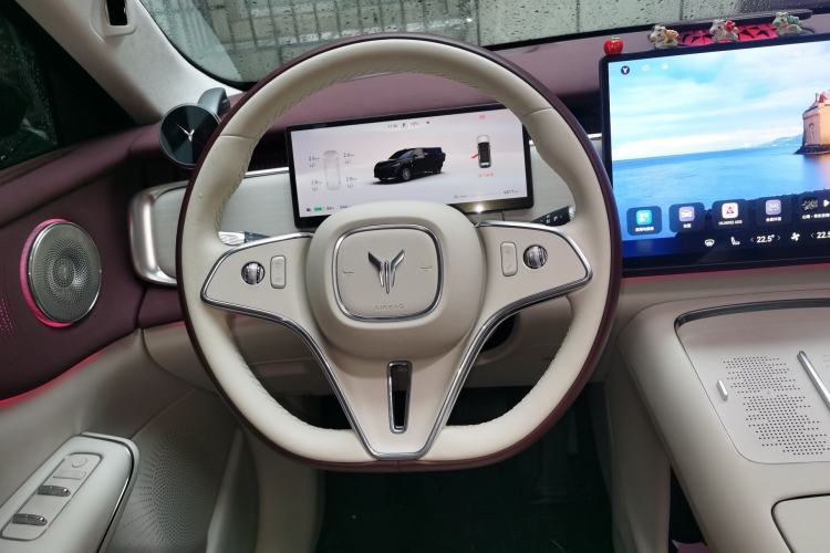Used VOYAH COURAGE 2025 Model Rear-Drive Qiankun Edition Steering Wheel