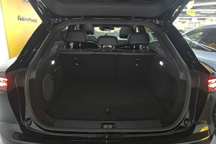 Used VOYAH COURAGE 2025 Model Four-Wheel-Drive Qiankun Edition Trunk