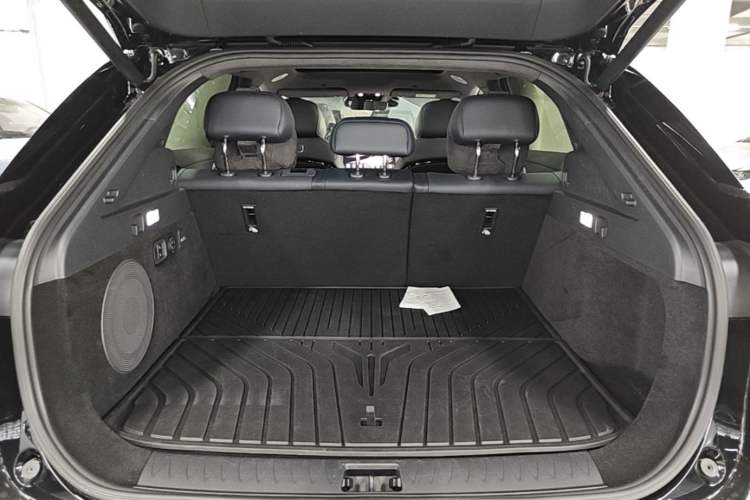 Used VOYAH COURAGE 2025 Model Four-Wheel-Drive Qiankun Edition Trunk