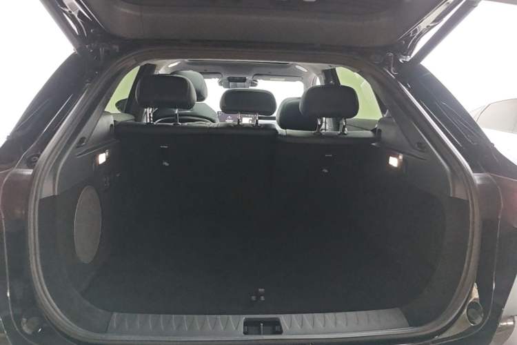 Used VOYAH COURAGE 2025 Model Four-Wheel-Drive Qiankun Edition Trunk