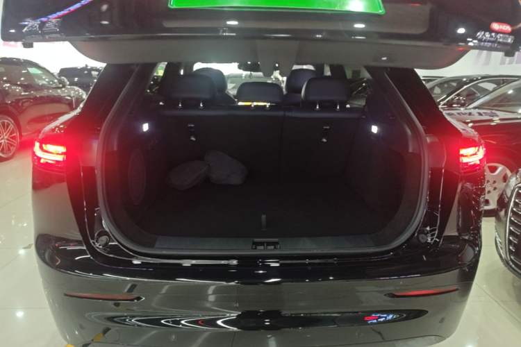 Used VOYAH COURAGE 2025 Model Four-Wheel-Drive Qiankun Edition Trunk