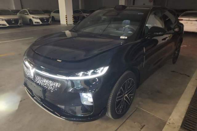 Used VOYAH COURAGE 2025 Model Four-Wheel-Drive Qiankun Edition