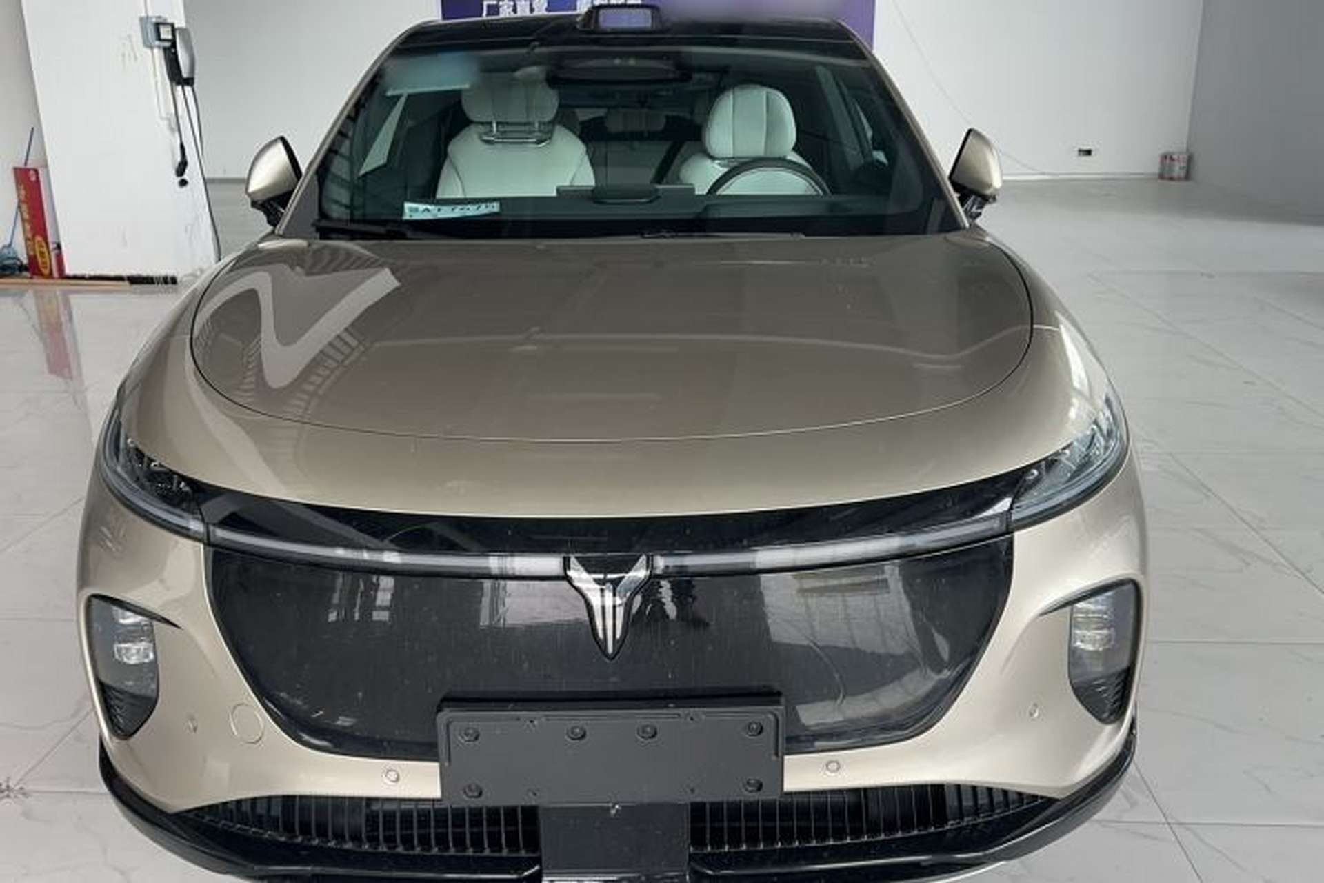 Used VOYAH COURAGE 2025 Model Rear-Drive Qiankun Edition Exterior 6