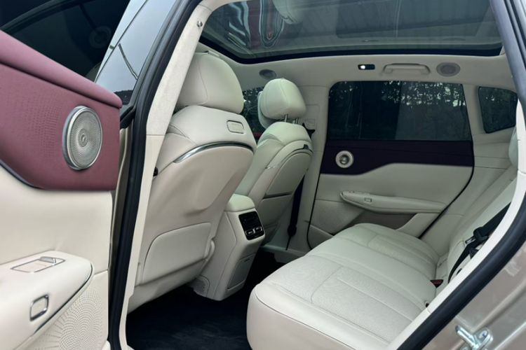 Used VOYAH COURAGE 2025 Model Rear-Drive Qiankun Edition Exterior 7