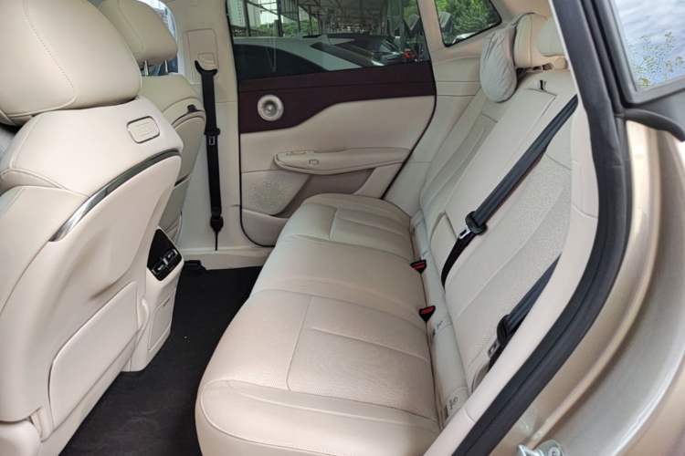 Used VOYAH COURAGE 2025 Model Rear-Drive Qiankun Edition Left Rear Seat