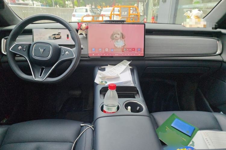 Used VOYAH COURAGE 2025 Model Rear-Drive Qiankun Edition Center Console