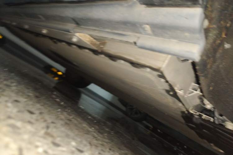 Used VOYAH COURAGE 2025 Model Four-Wheel-Drive Qiankun Edition Chassis Front Right