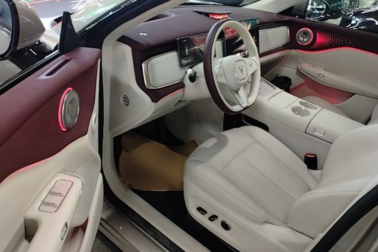 Used VOYAH COURAGE 2025 Model Rear-Drive Qiankun Edition Driver Seat
