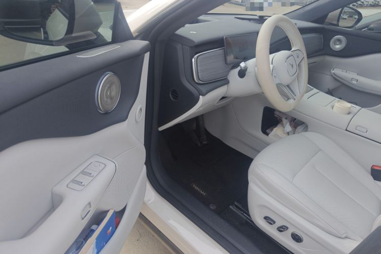 Used VOYAH COURAGE 2025 Model Rear-Drive Qiankun Edition Driver Seat