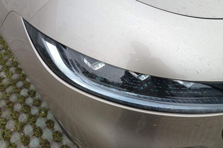 Used VOYAH COURAGE 2025 Model Rear-Drive Qiankun Edition Right Front Headlight