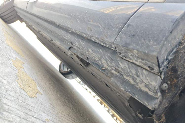 Used VOYAH COURAGE 2025 Model Four-Wheel-Drive Qiankun Edition Right Side Sill