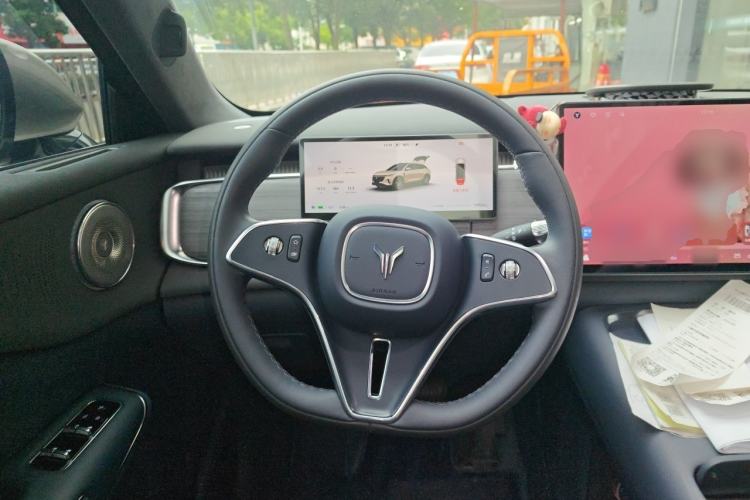 Used VOYAH COURAGE 2025 Model Rear-Drive Qiankun Edition Steering Wheel
