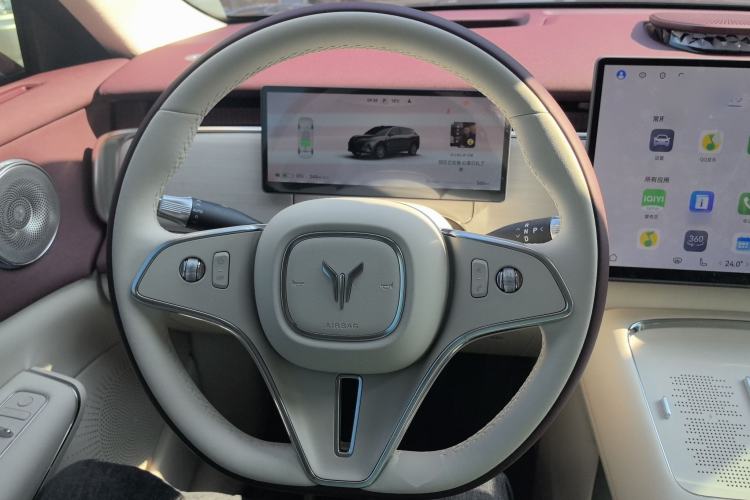 Used VOYAH COURAGE 2025 Model Rear-Drive Qiankun Edition Steering Wheel