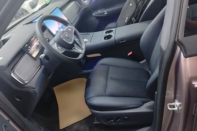 Used VOYAH COURAGE 2025 Model Rear-Drive Qiankun Edition Left Front Seat