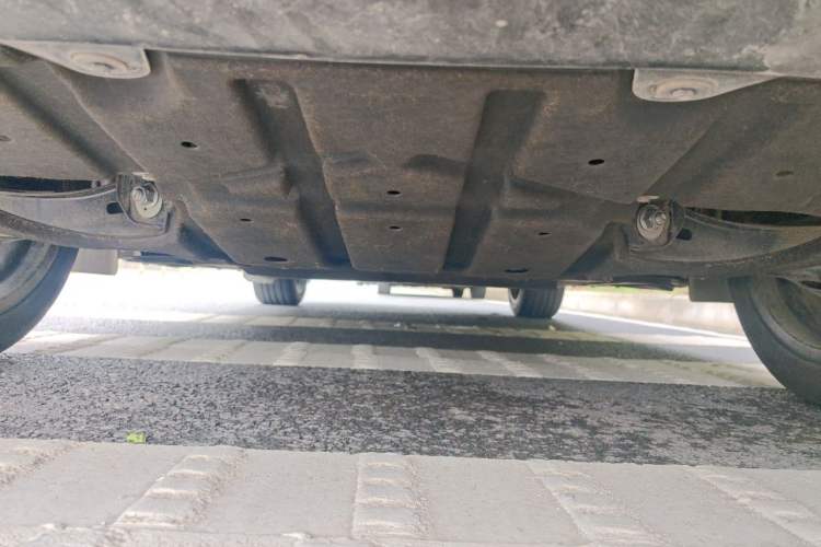Used VOYAH COURAGE 2025 Model Rear-Drive Qiankun Edition Chassis Rear
