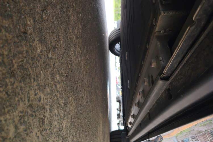 Used VOYAH COURAGE 2025 Model Rear-Drive Qiankun Edition Chassis Rear Right
