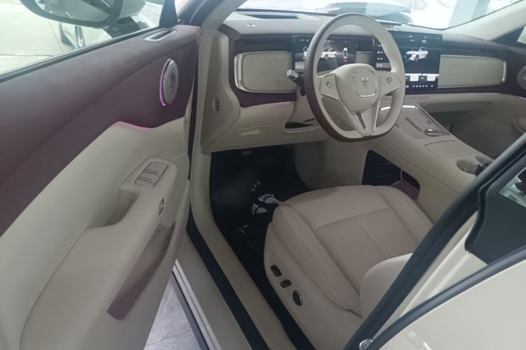 Used VOYAH COURAGE 2025 Model Rear-Drive Qiankun Edition Driver Seat