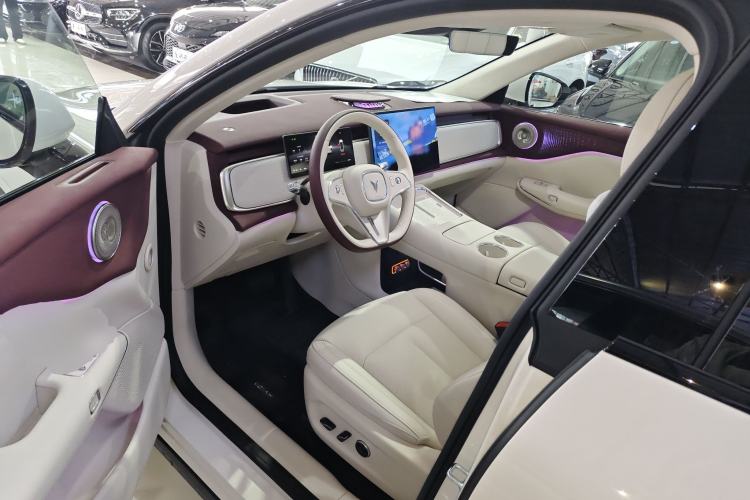 Used VOYAH COURAGE 2025 Model Rear-Drive Qiankun Edition Driver Seat
