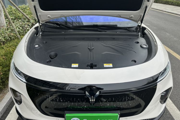 Used VOYAH COURAGE 2025 Model Rear-Drive Qiankun Edition Engine Bay