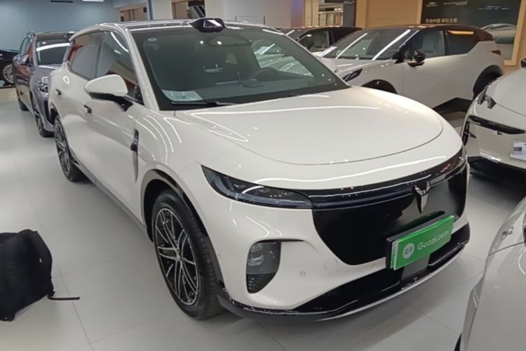 Used VOYAH COURAGE 2025 Model Four-Wheel-Drive Qiankun Edition Front Right 45 Deg