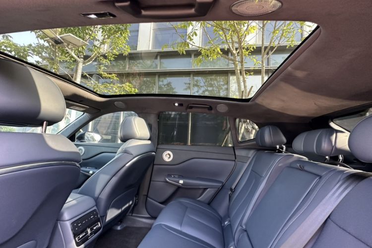 Used VOYAH COURAGE 2025 Model Rear-Drive Qiankun Edition Headliner