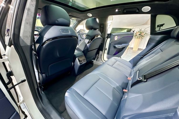 Used VOYAH COURAGE 2025 Model Four-Wheel-Drive Qiankun Edition Interior 12