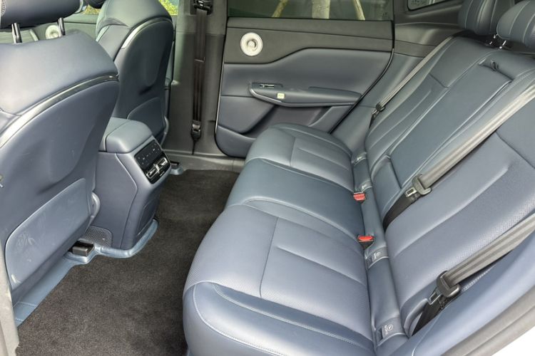 Used VOYAH COURAGE 2025 Model Rear-Drive Qiankun Edition Interior 2